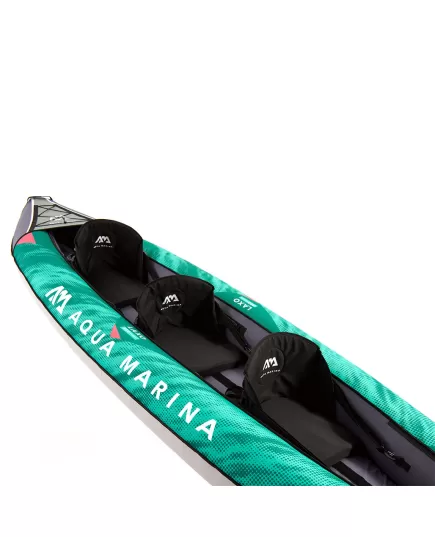 Λεπτομέρεια πλώρης με ελαστικό σύστημα συγκράτησης αντικειμένων